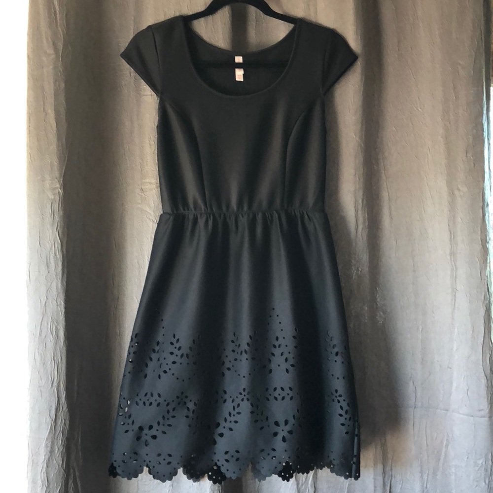 Absolutely gorgeous black eyelet dress size medium